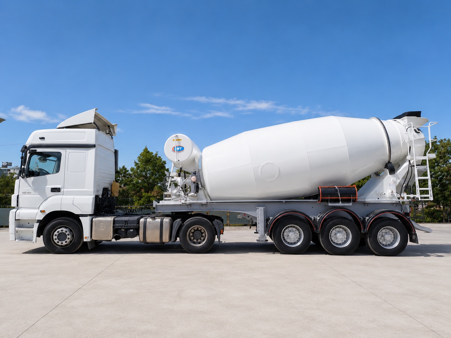Semi-Trailer Truck Mixer gallery 6
