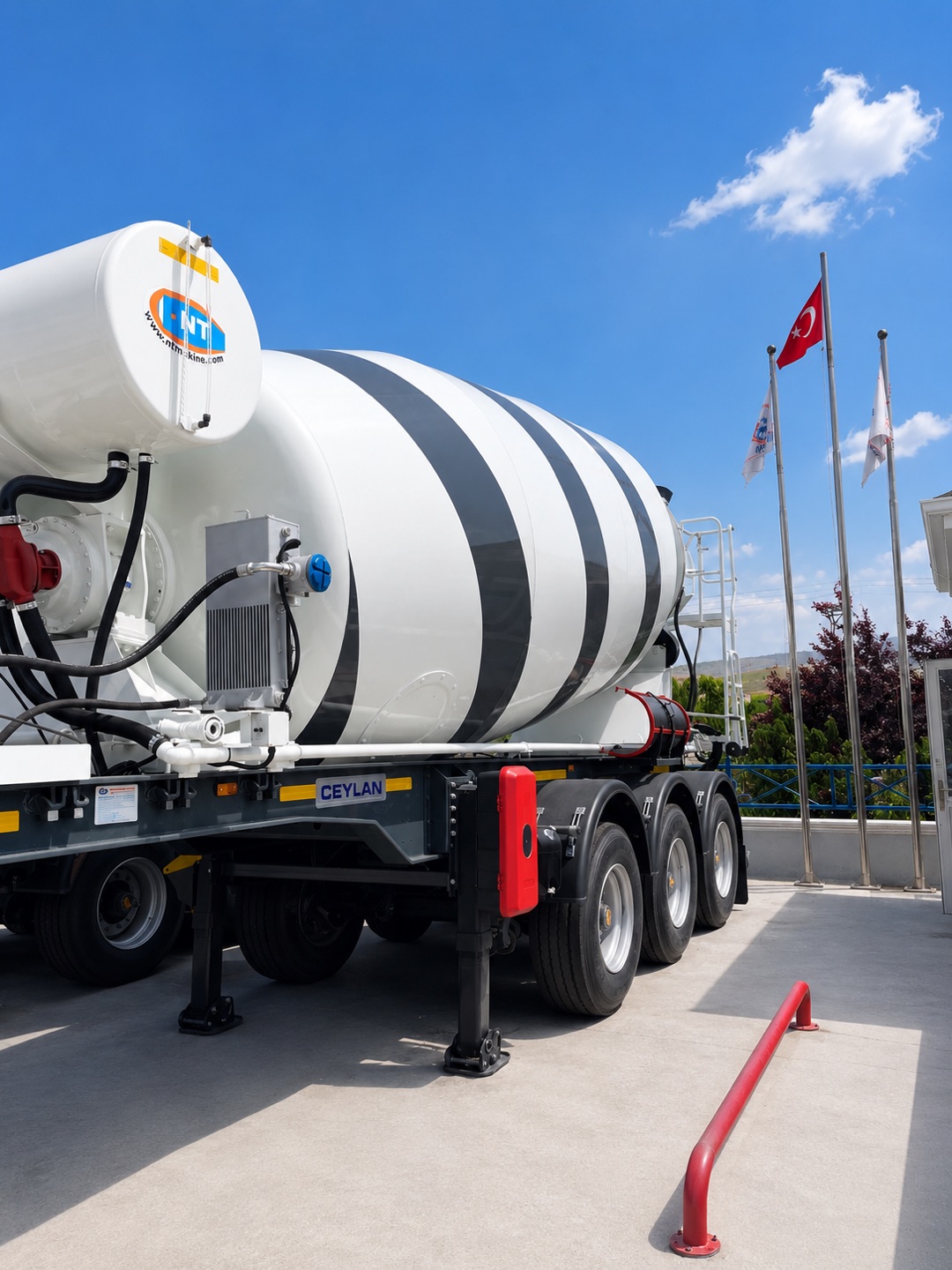 Semi-Trailer Truck Mixer gallery 9